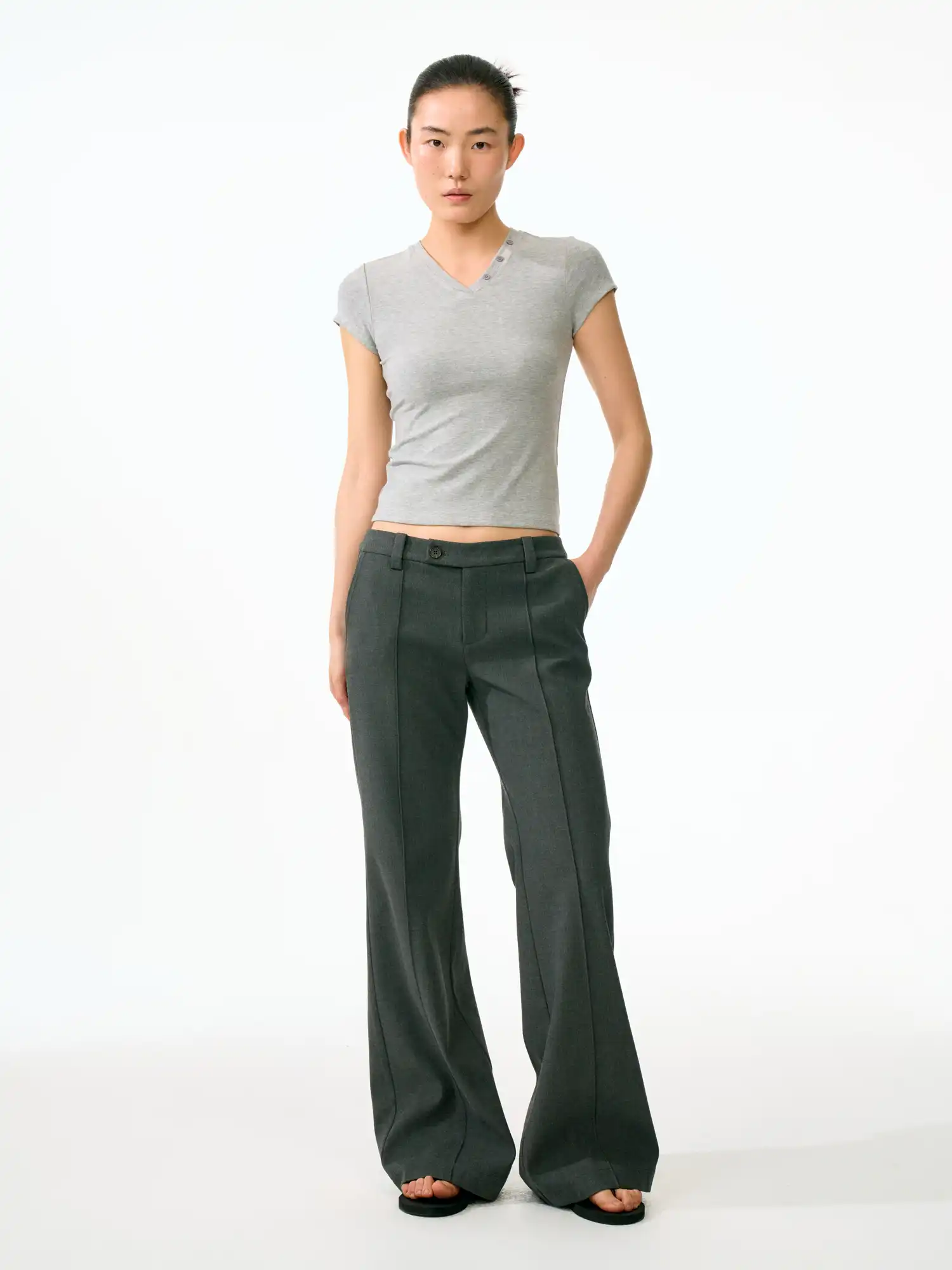 90s Retro Low-Rise Floor-Length Puddle Pants - Image 10