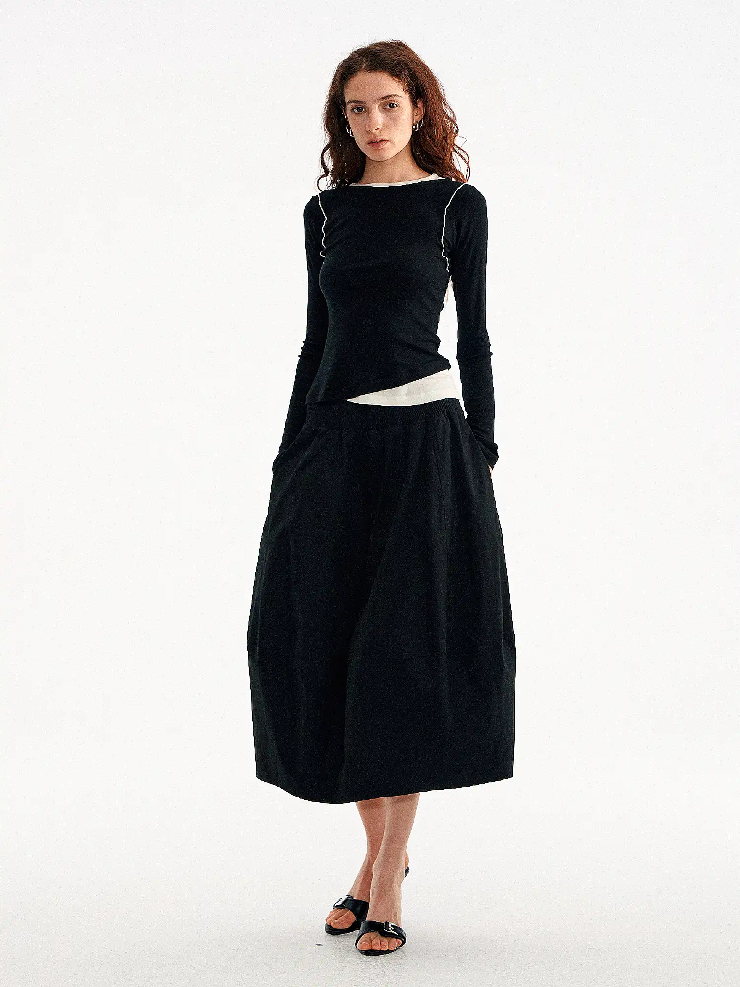 Basic Black Ruched Balloon Midi Skirt - Image 5