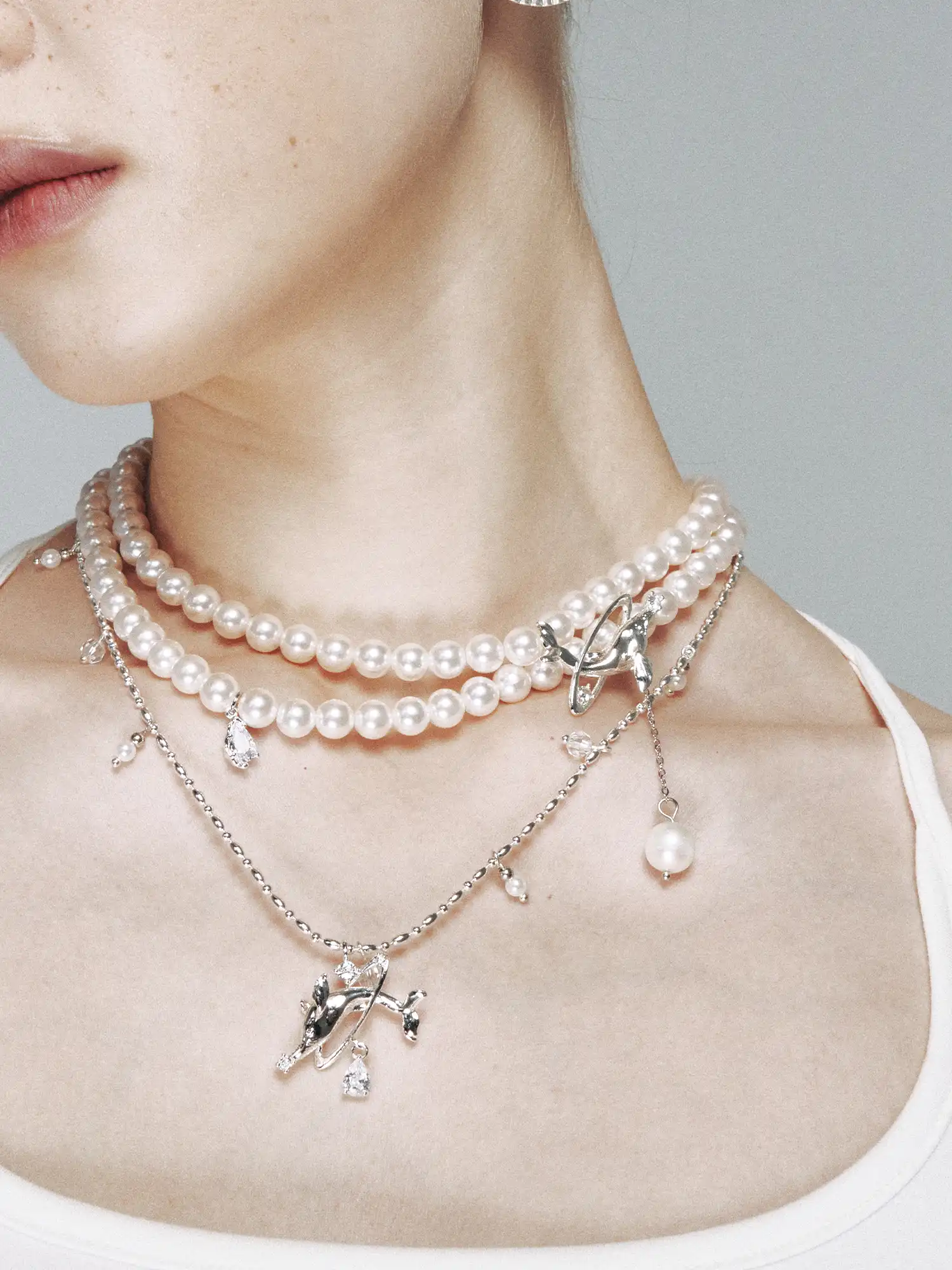 Beaded Chain Whale Necklace - Image 2