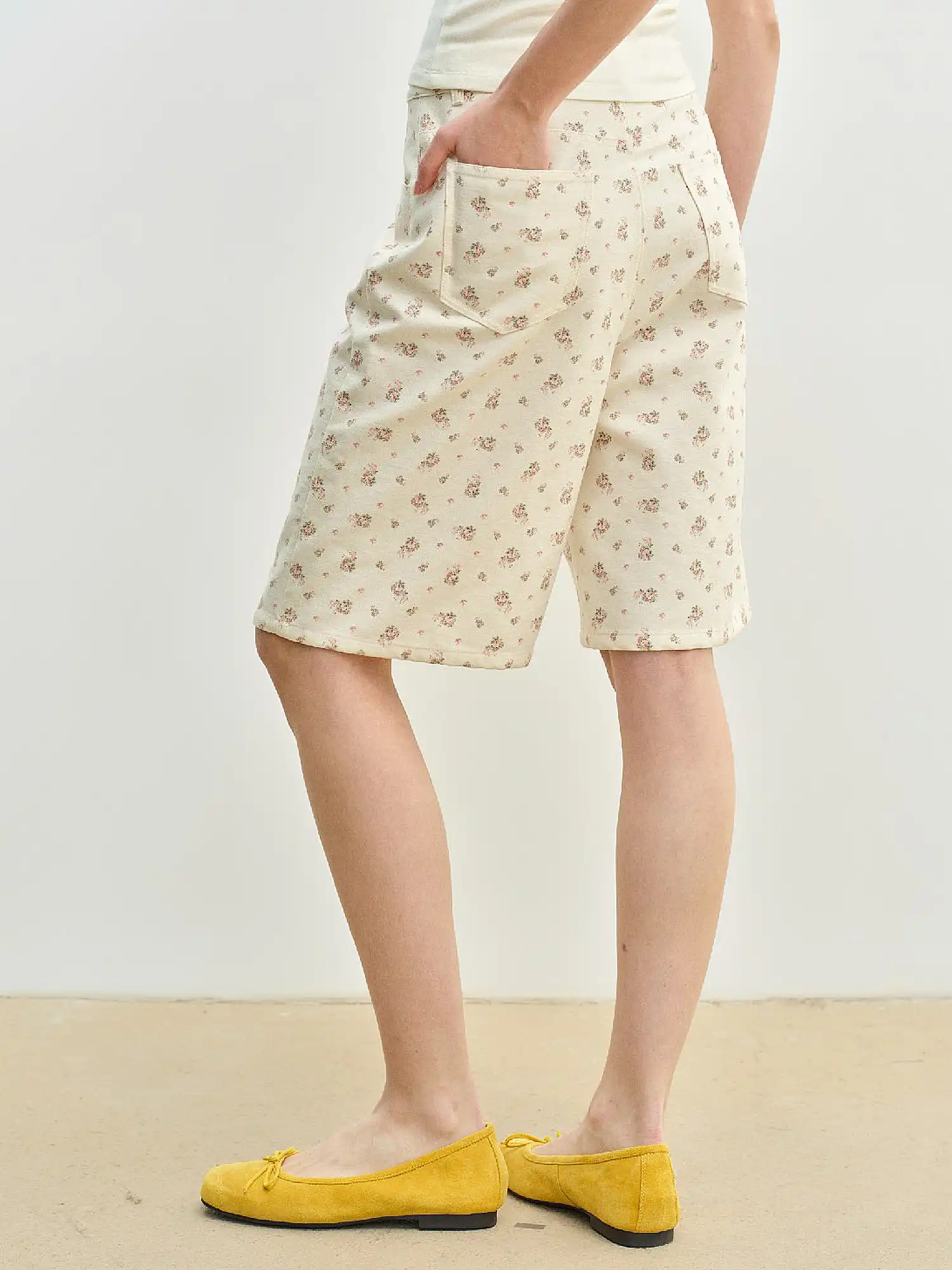 Ditsy Floral High Rise Bermuda Shorts - Image 2