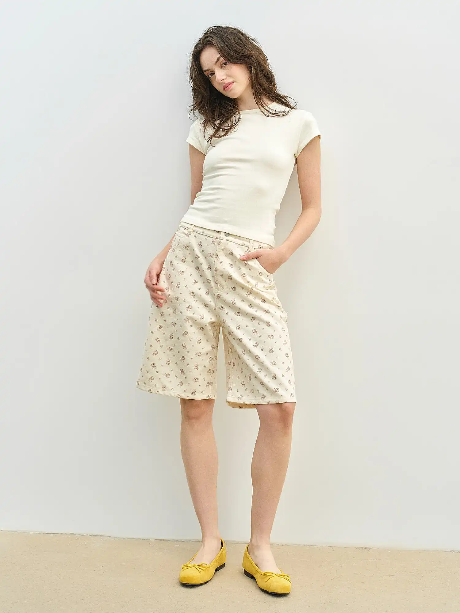Ditsy Floral High Rise Bermuda Shorts - Image 4