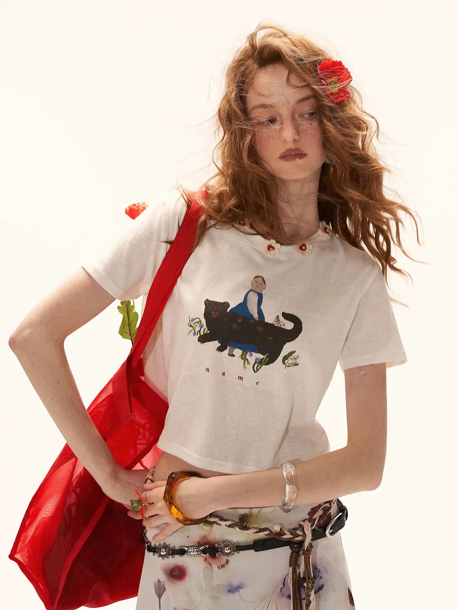 Floral Buttons Collar Cropped Tee