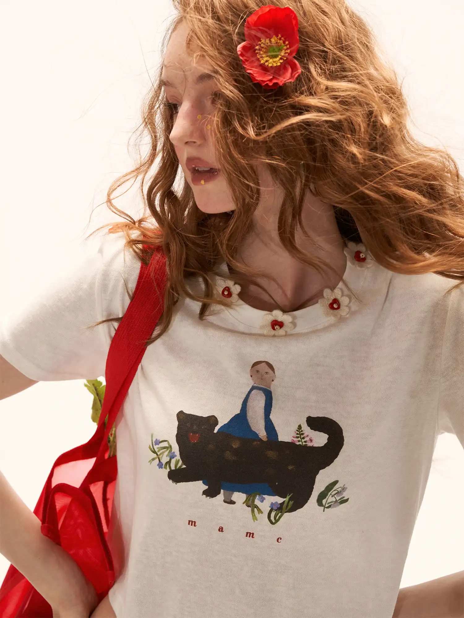 Floral Buttons Collar Cropped Tee - Image 2