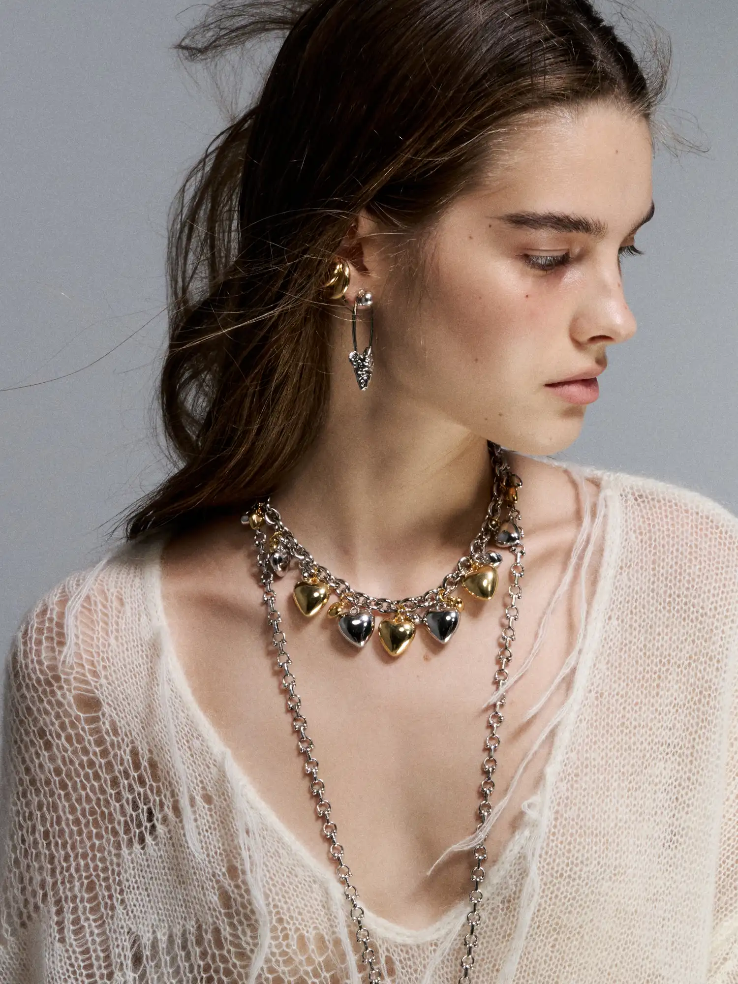 Heart-Shaped Pendant Choker - Image 7