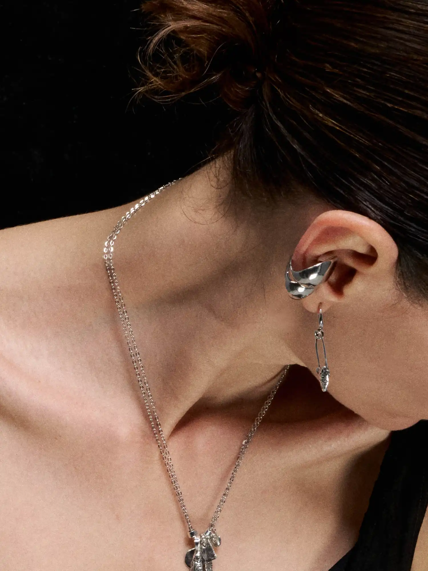 Irregular Cracked-Heart Metal Ear Cuff - Image 3