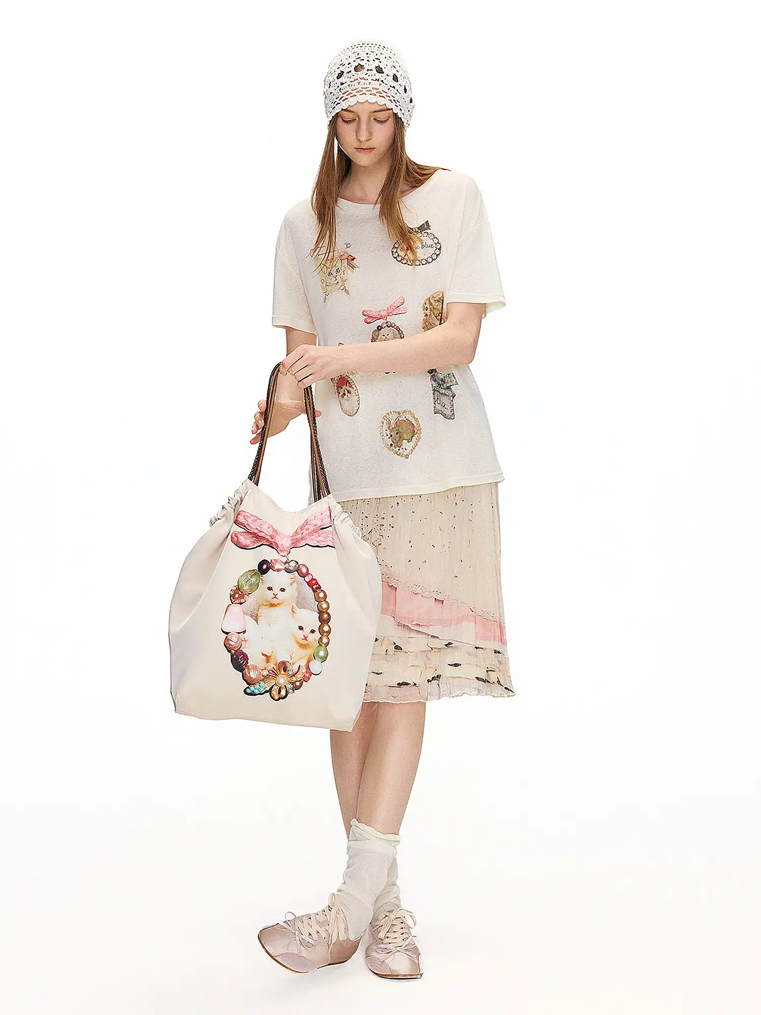 Jewel Cat Satin Drawstring Bucket Bag - Image 7