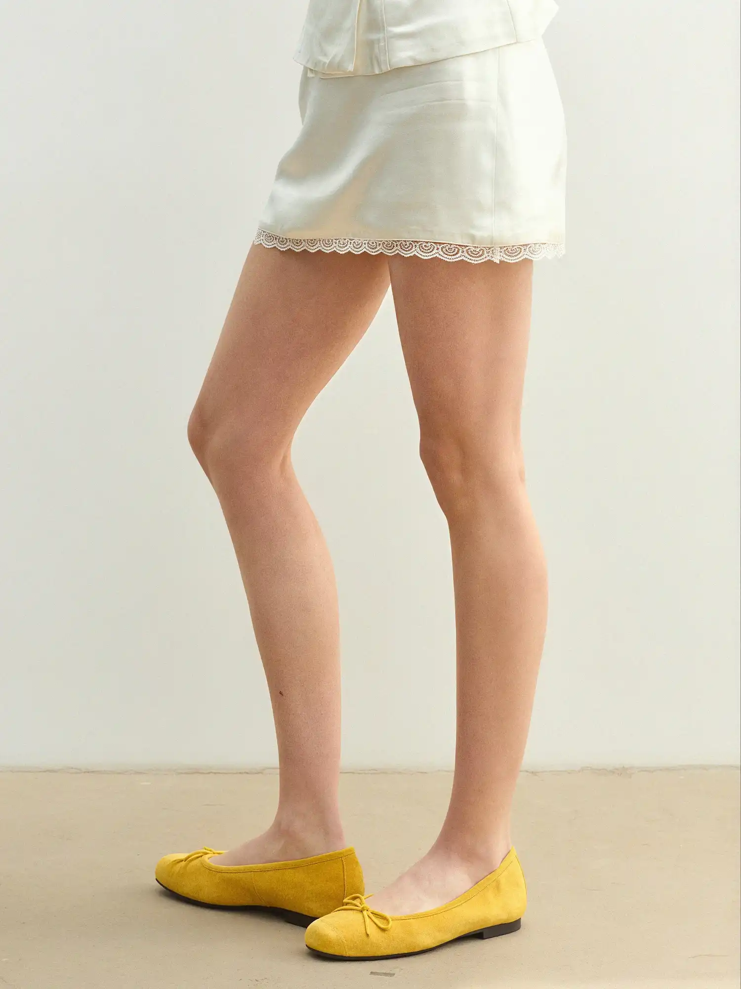 Lace Hem White Satin Mini A-Line Skirt - Image 5