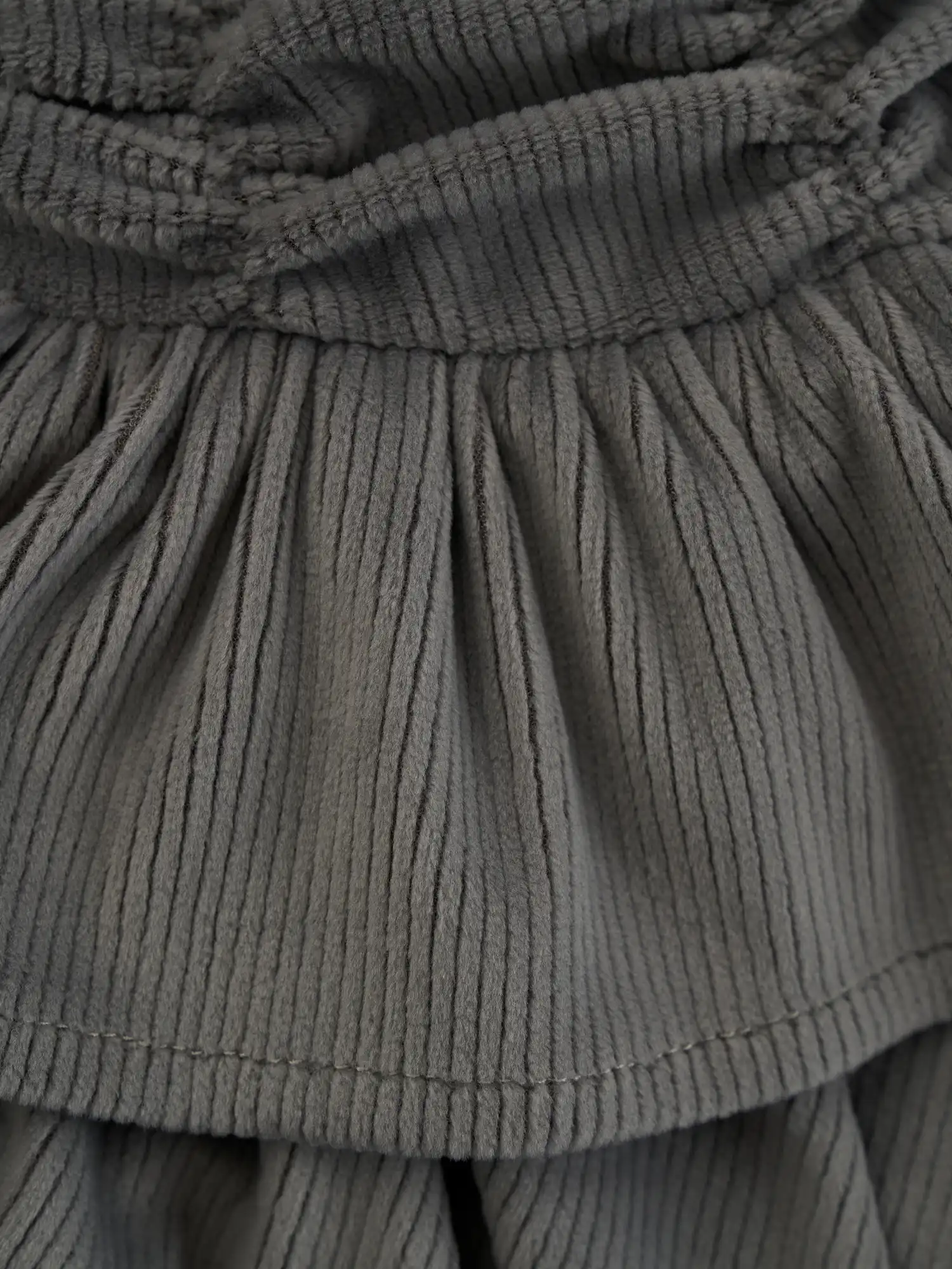 Ruched Corduroy Peplum Tank Top - Image 9