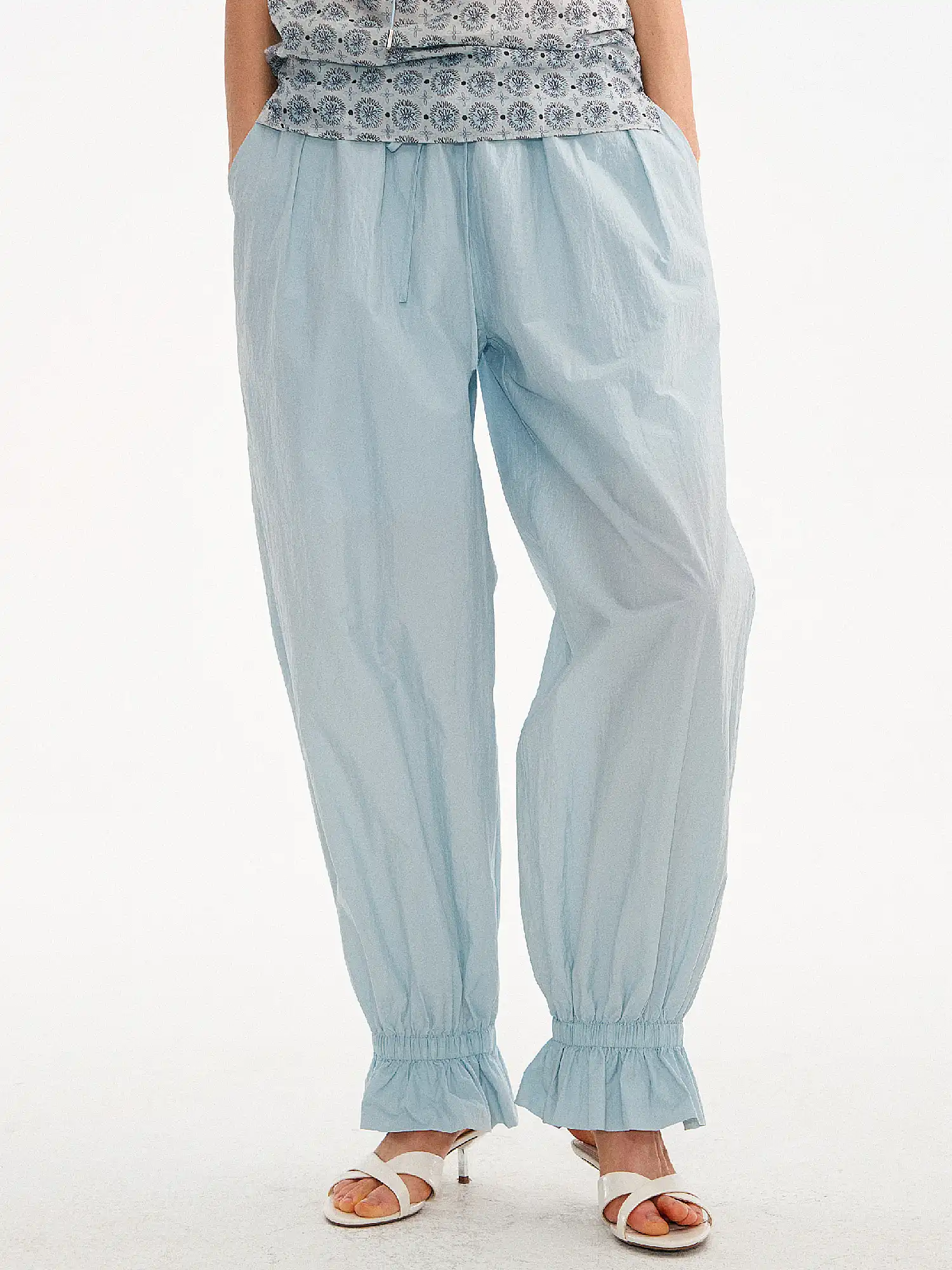 Ruffle Shirred Waist Lightweight Balloon Pants - Image 4