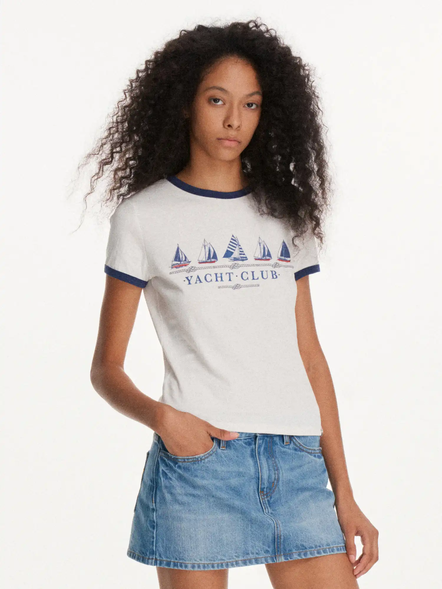 San Diego Vintage Ringer Graphic Tee - Image 4