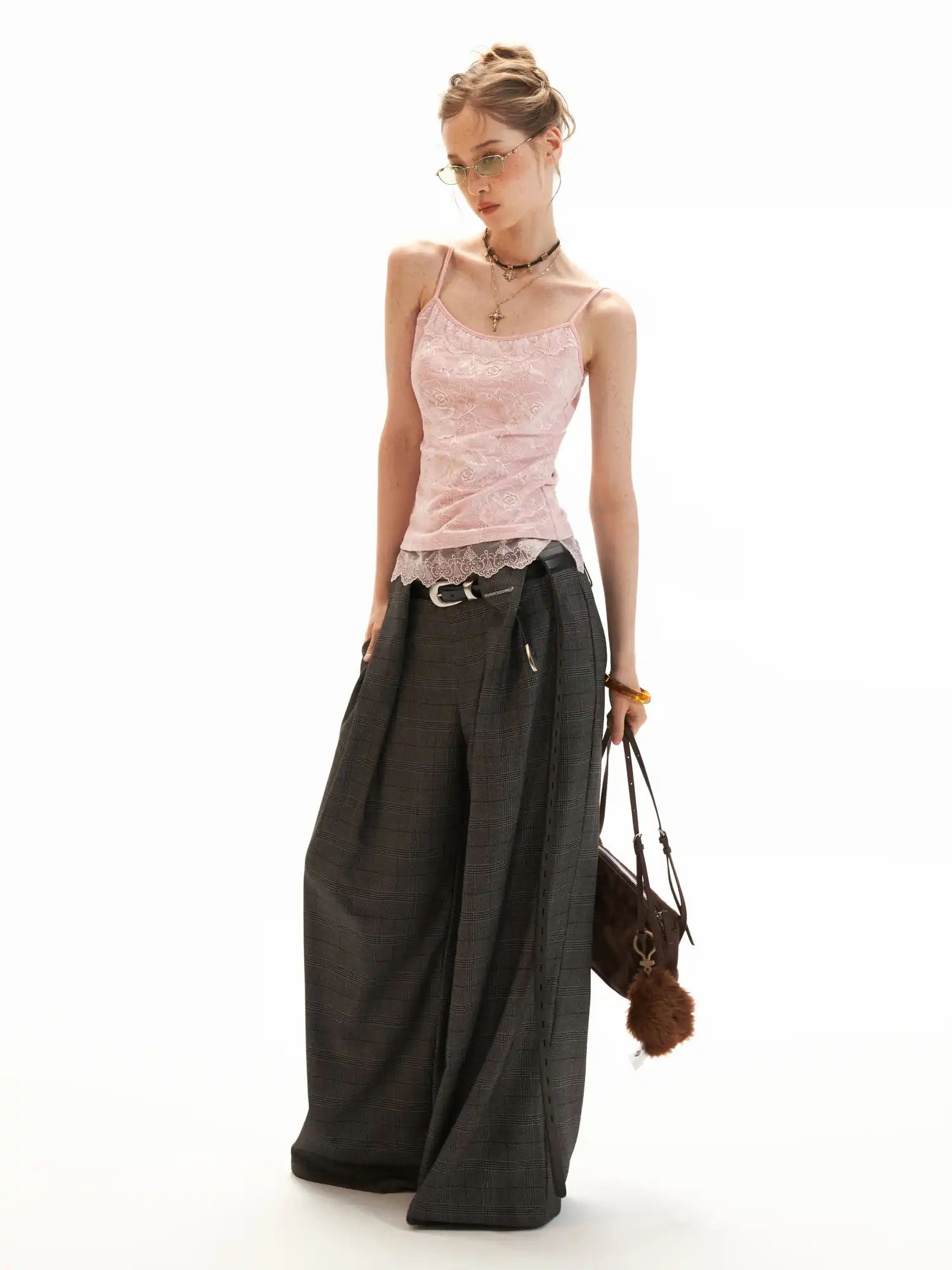 Scalloped Floral Lace Camisole Tank Top - Image 9