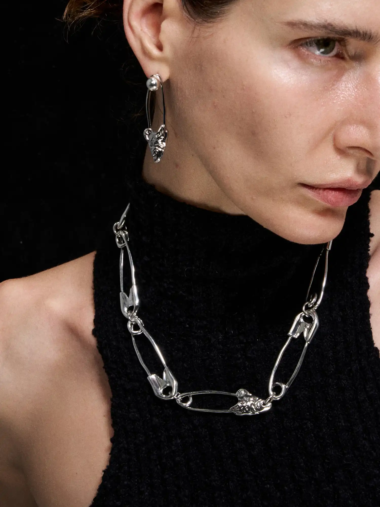 Silver Fishbone Safety-Pin Choker - Image 2