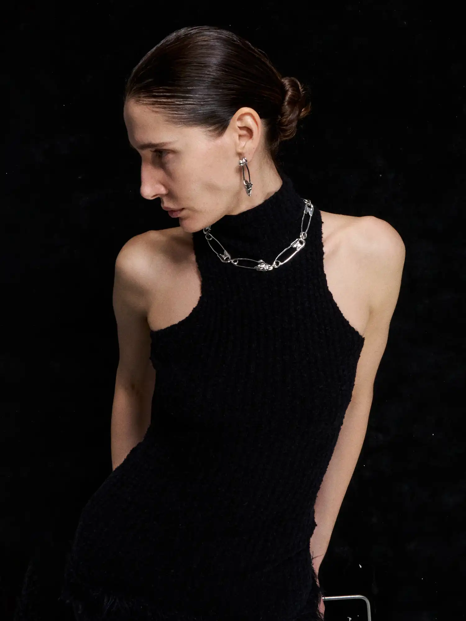 Silver Fishbone Safety-Pin Choker - Image 7