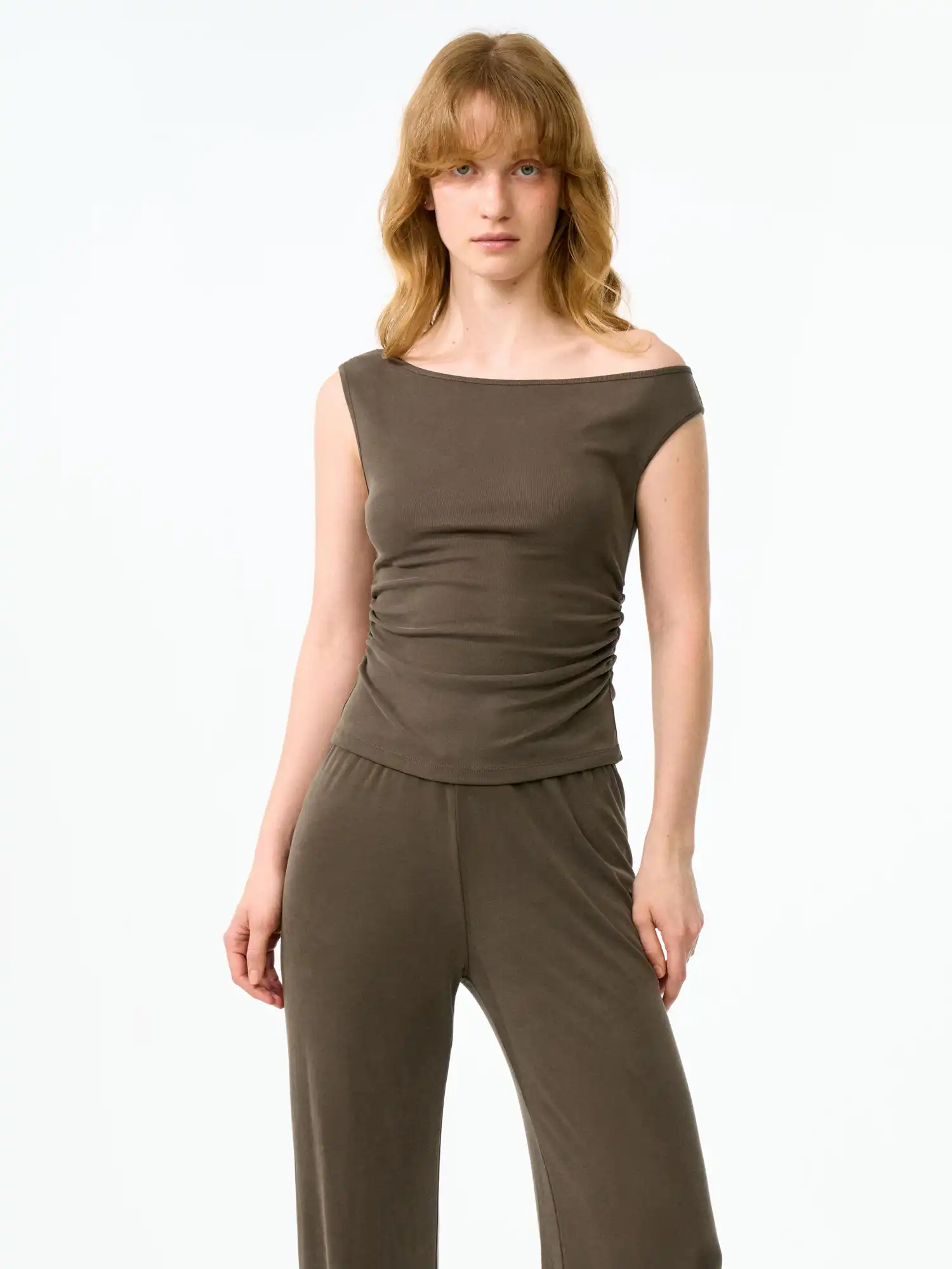 Solid Off Shoulder Ruched Crop Asymmetrical Top - Image 3