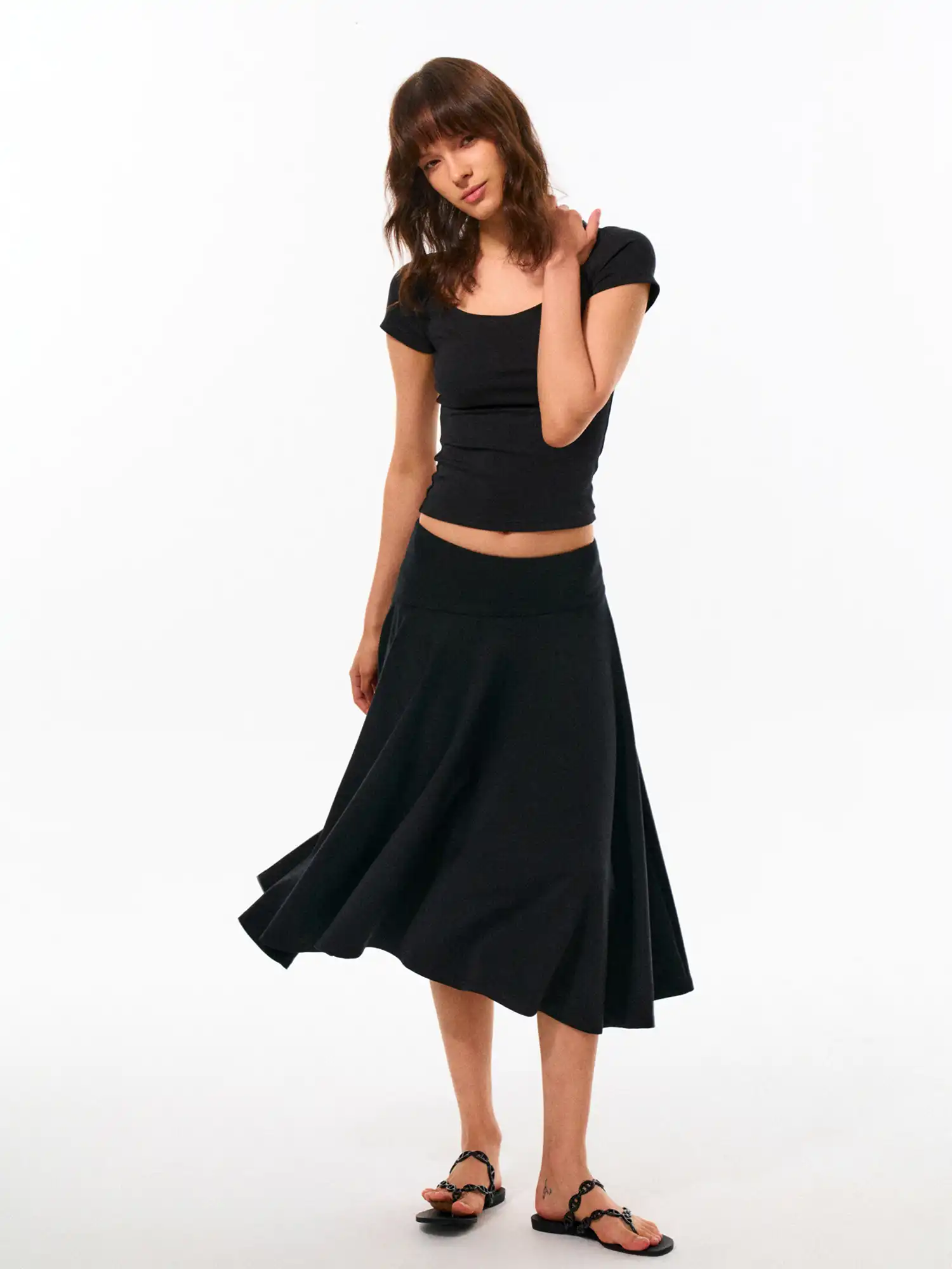 Stretchy Pleated Midi Skirt - Image 9
