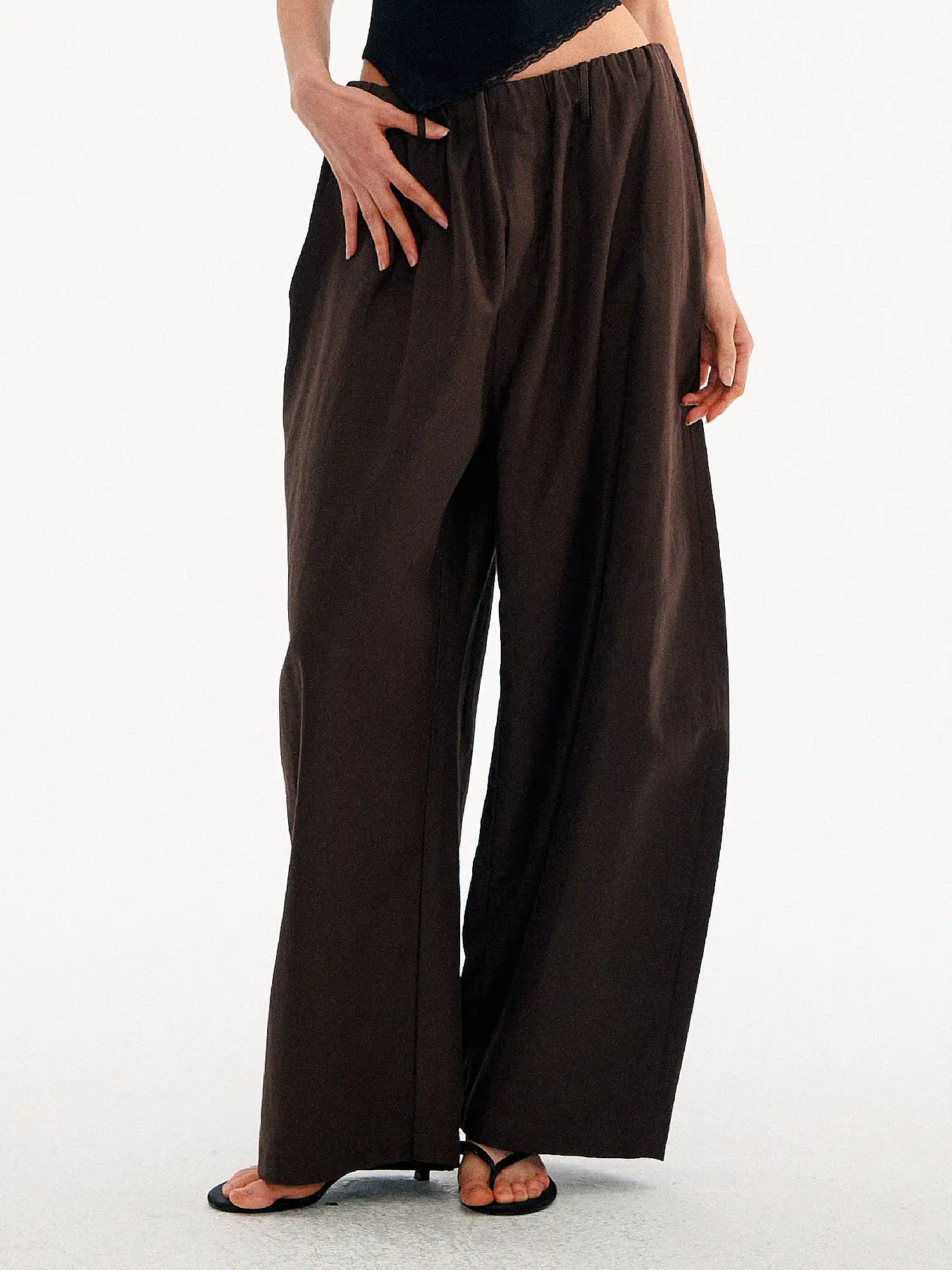 Tencel-Cotton Pleated Barrel Pants - Image 7