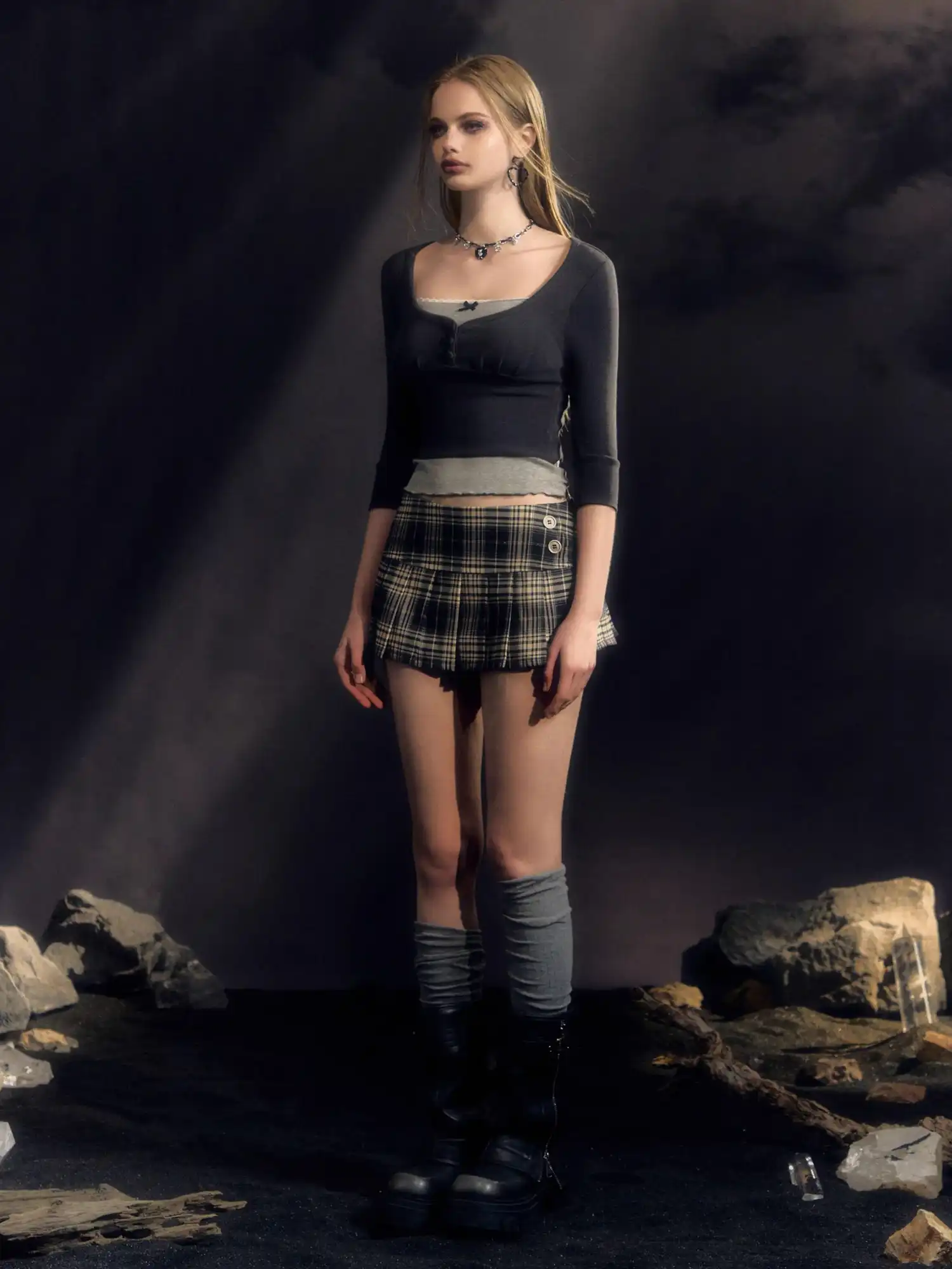 Vintage 90s Plaid Pleated Low Waist Micro Mini Skirt - Image 10
