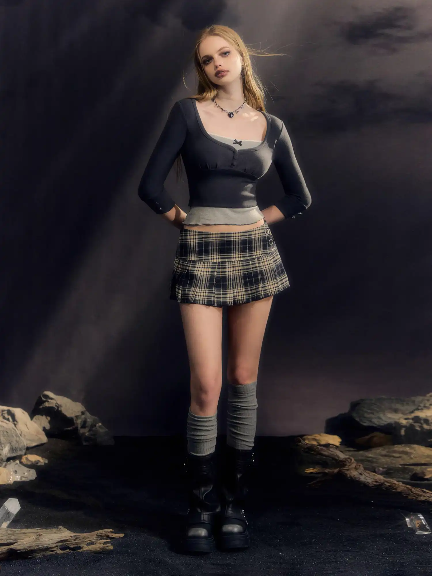 Vintage 90s Plaid Pleated Low Waist Micro Mini Skirt - Image 9