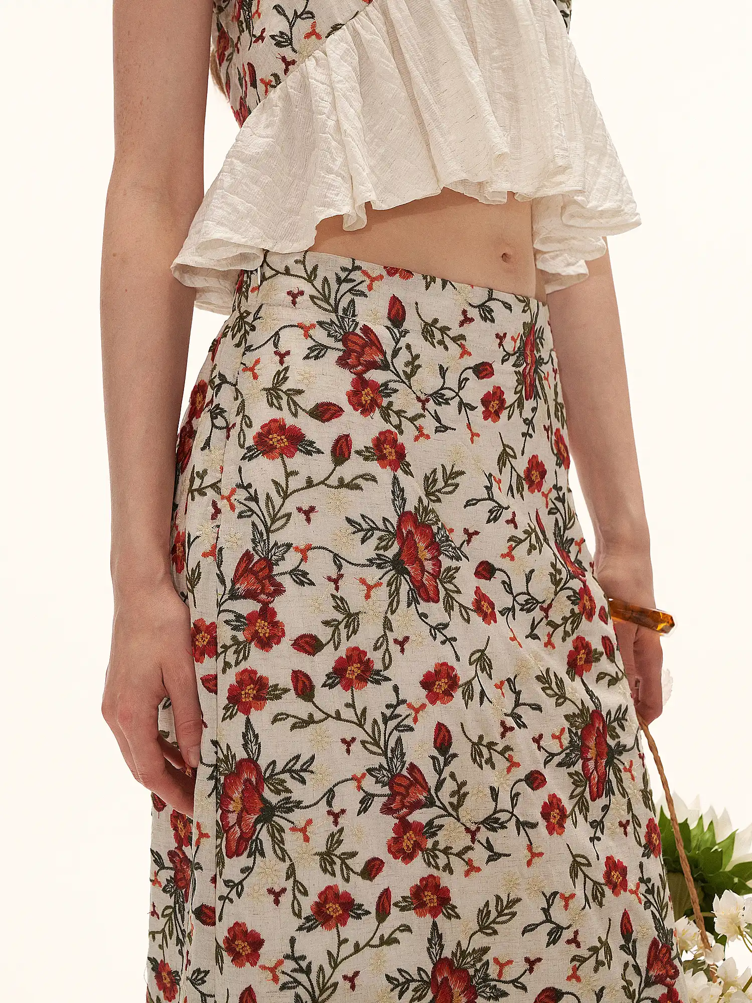Vintage Floral Embroidered A-Line Midi Skirt - Image 3