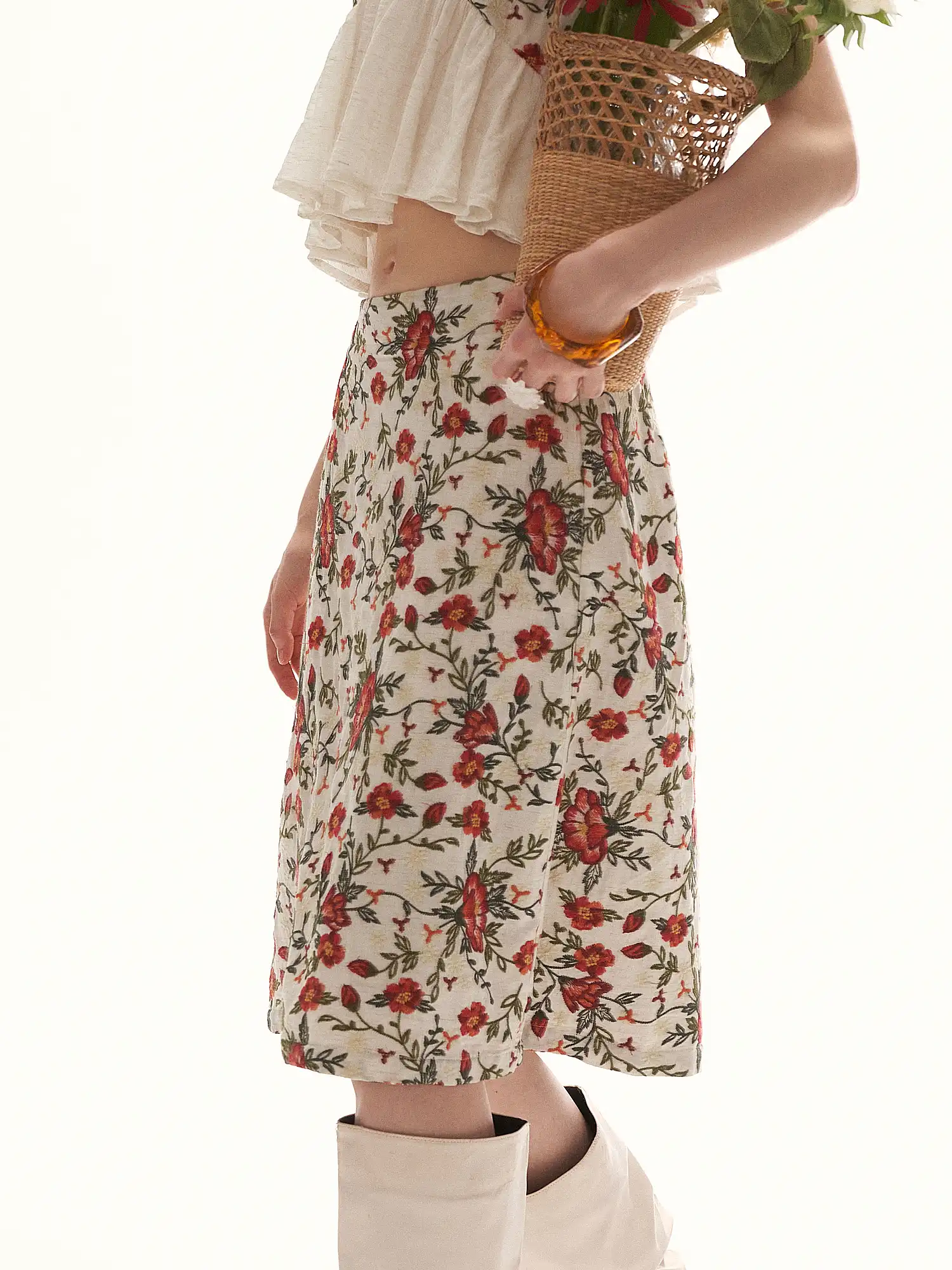 Vintage Floral Embroidered A-Line Midi Skirt - Image 4