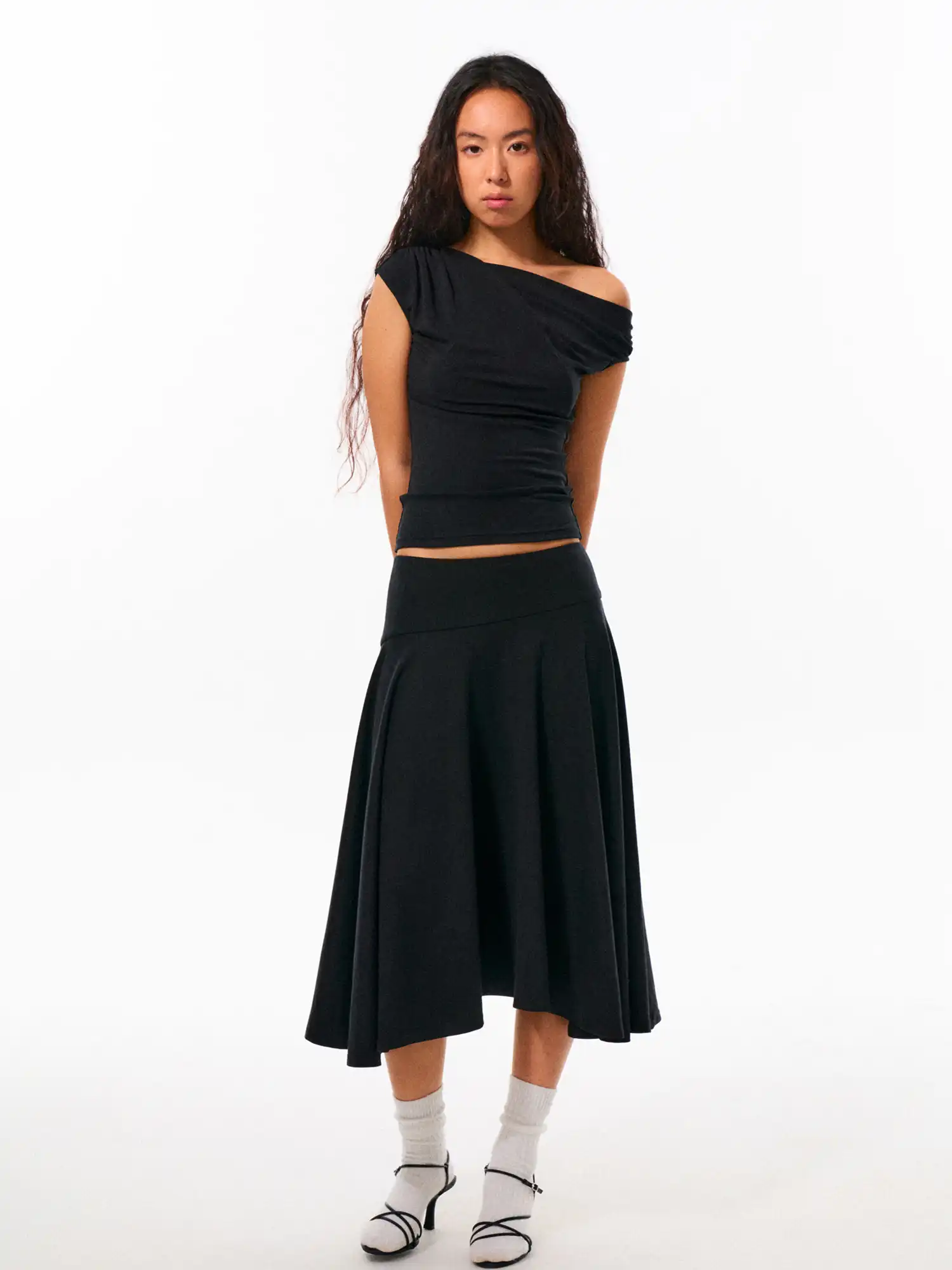 Waist-Cinching Off-Shoulder Top - Image 8