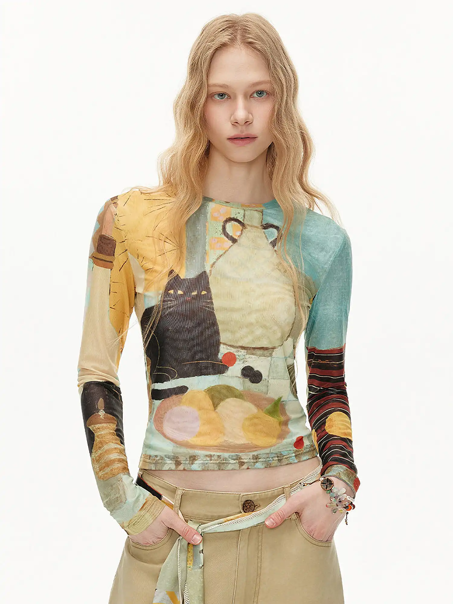 Whimsical Cat Long-Sleeve Fitted Crop Top - Image 7