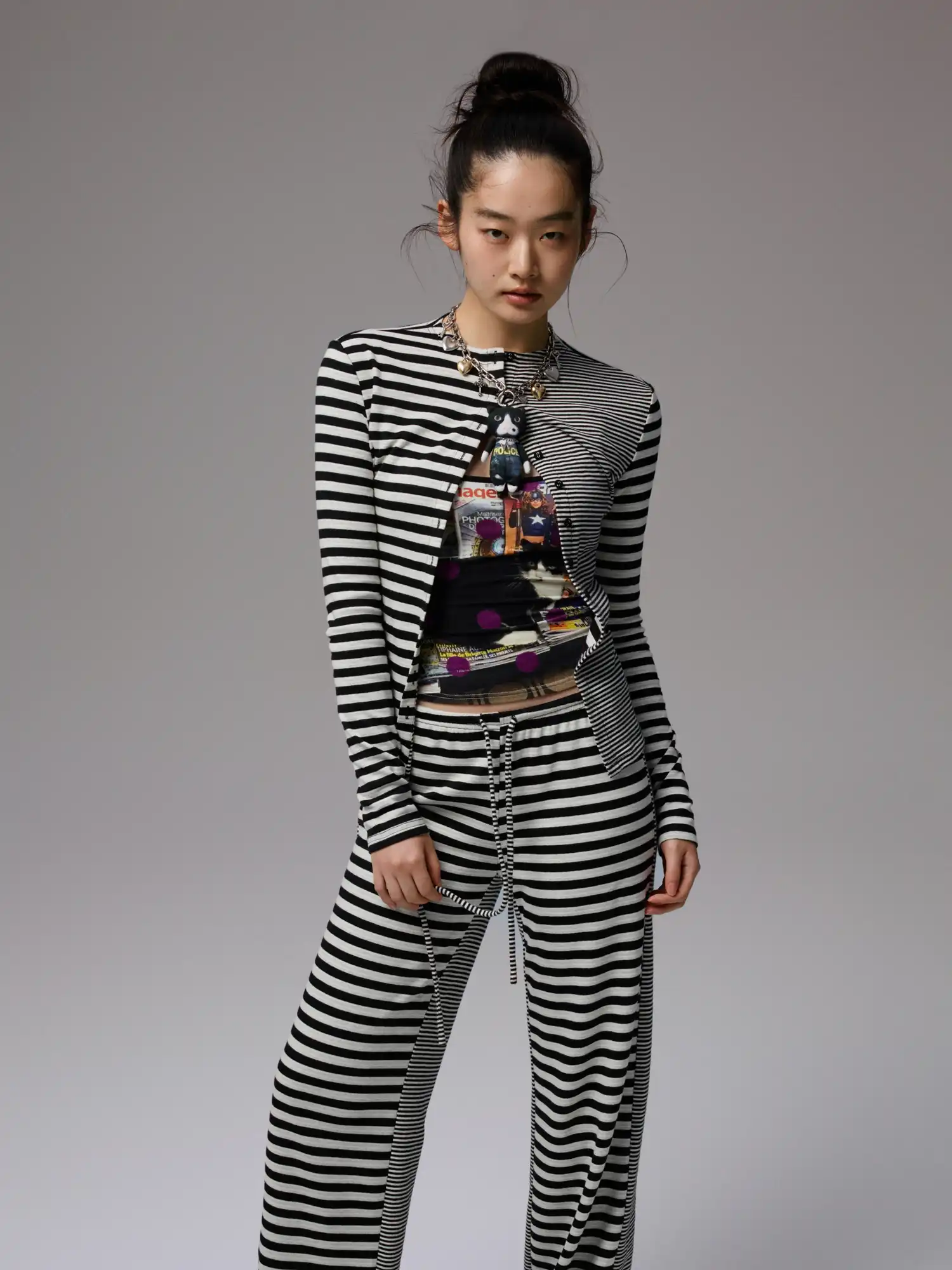 Y2K Stripe Knit Fitted Crop Long Sleeve Cardigan - Image 2