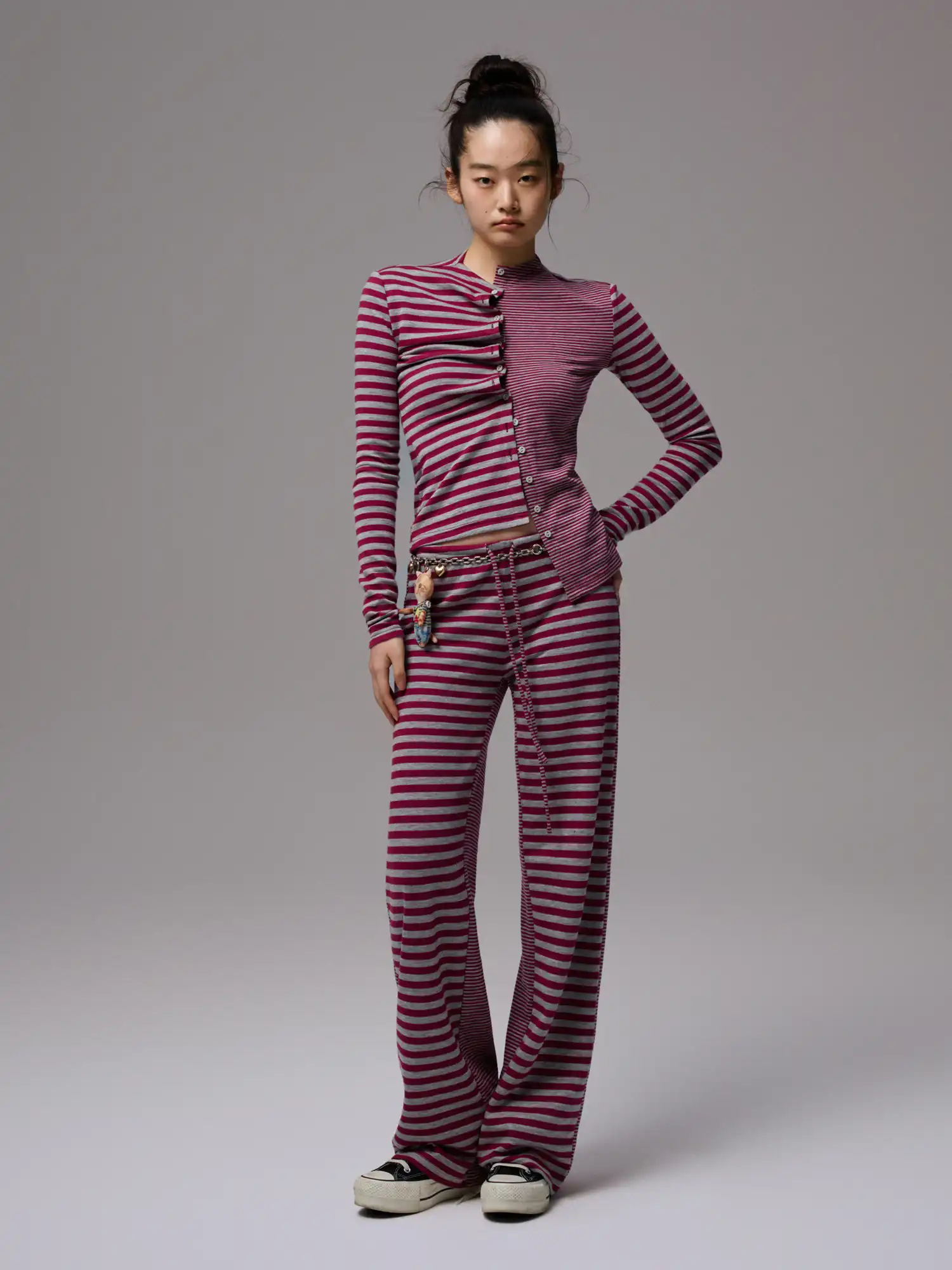 Y2K Stripe Knit Fitted Crop Long Sleeve Cardigan - Image 9